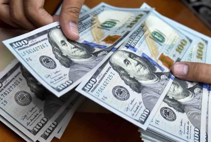 قیمت دلار علیرغم تشدید تنشهای سیاسی ثابت ماند