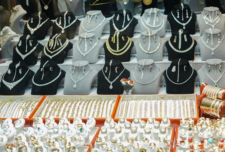 صعود دوباره طلا به کانال ۱۹ میلیونی؛ سکه در مسیر افزایشی