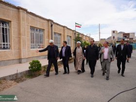 بازدید مدیرعامل سازمان منطقه آزاد ارس از مدرسه ۶ کلاسه شهدای پل ارس