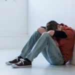 خستگی جامعه امروزی؛ گذر از فرسودگی فردی به فرسایش جمعی