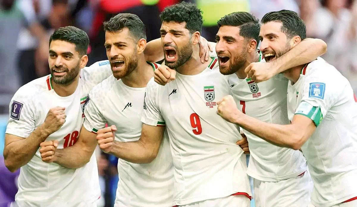 لیست قلعه‌نویی زیر تیغ نقد