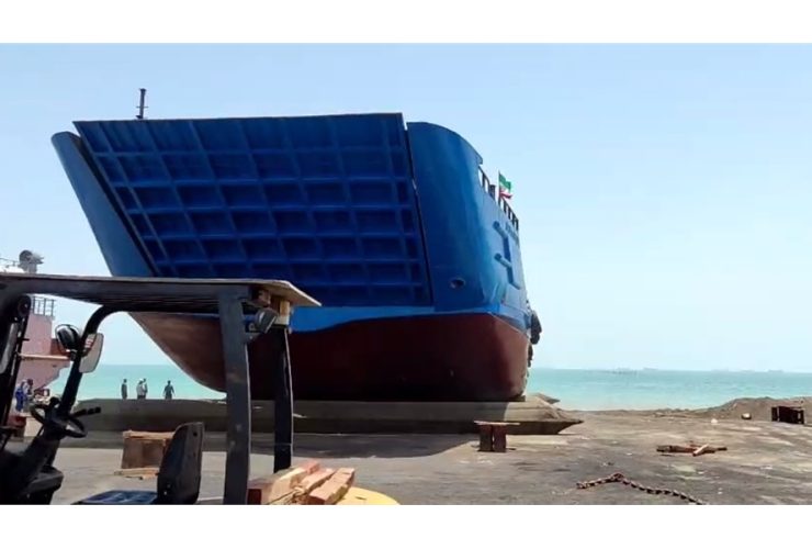 شکارچی جدید خلیج فارس؛ شناورِ ایرانی به آب انداخته شد