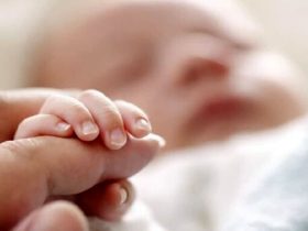 معاون رفاه: اعتبار اردیبهشت ماه کارت امید مادر واریز شد