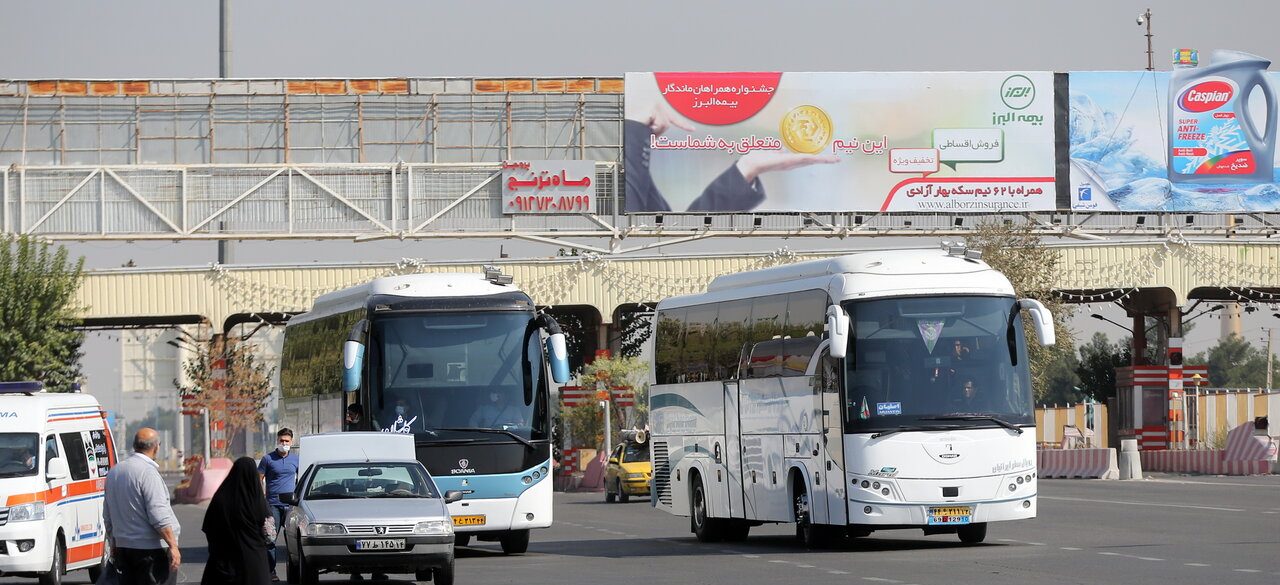 تهران–قم در صدر آمار ترددها؛ تردد خودروهای سنگین در ورودی قم ممنوع شد