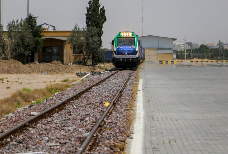 لزومِ احداث ایستگاه تبادلی راهآهن در پردیسان برای تسهیل تردد نیروی کارِ صنعتی