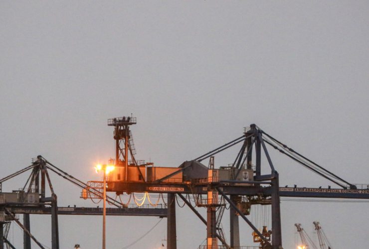 معاون استاندار مازندران: رسوب کالا در بندر امیرآباد باید پایان یابد