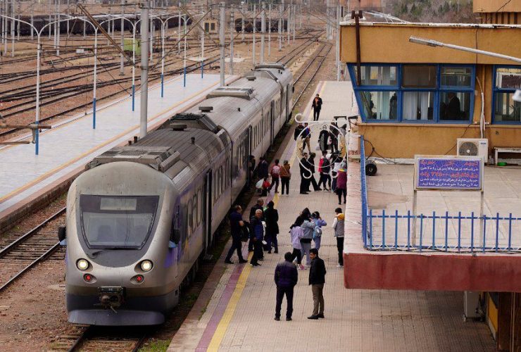 توقف تردد قطارها در مسیر مشهد - تهران