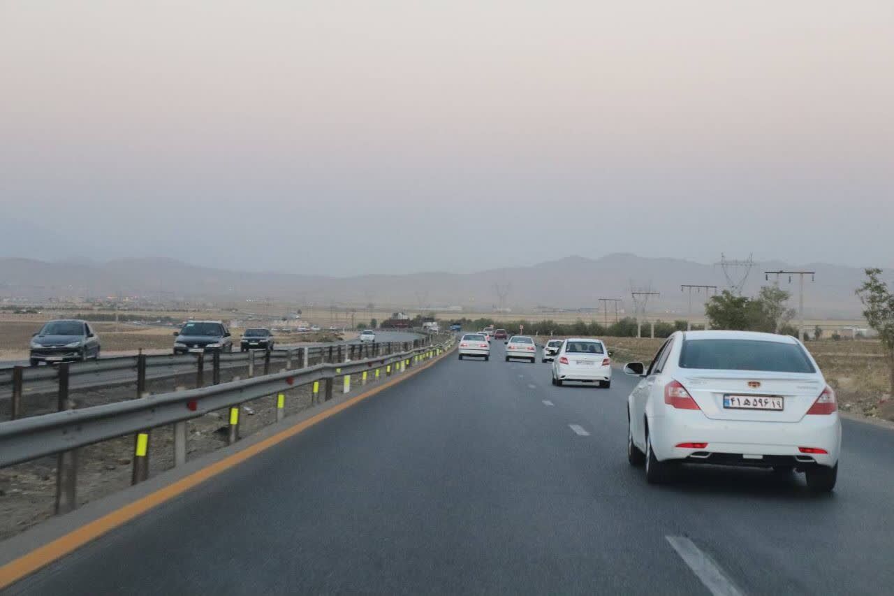 جریان ترافیکی در محورهای مواصلاتی مازندران روان و عادی است