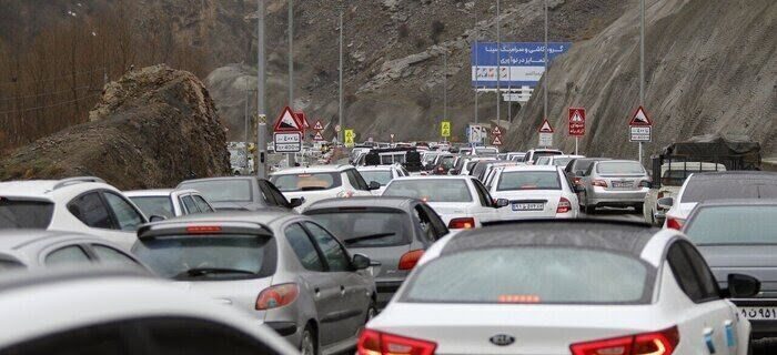 ترافیک سنگین در کندوان و هراز؛ رانندگان مراقب لغزندگی جاده باشند