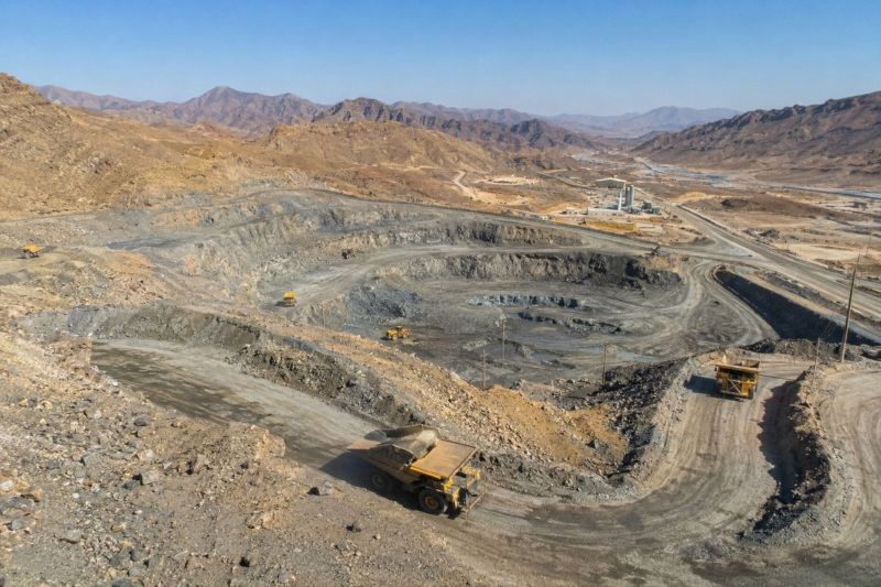 نظارت فرمانداران سه شهرستان؛ شرط هزینهکرد مسئولیت اجتماعی معادن در خاش و منطقه