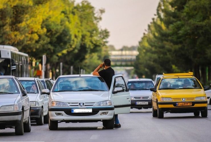 ترافیک شیراز؛ معمای پارکینگ یا ضعف فرهنگ رانندگی؟