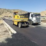آسفالت ۱۰ هزار مترمربع از معابر روستای «خشک‌آباد» اردستان تکمیل شد