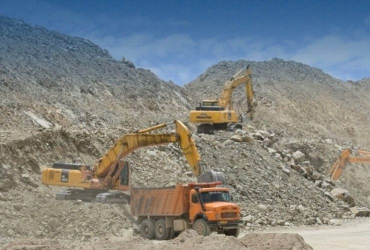 استارت عملیات اجرایی آزادراه اردکان - مهریز در کریدور شمال - جنوب