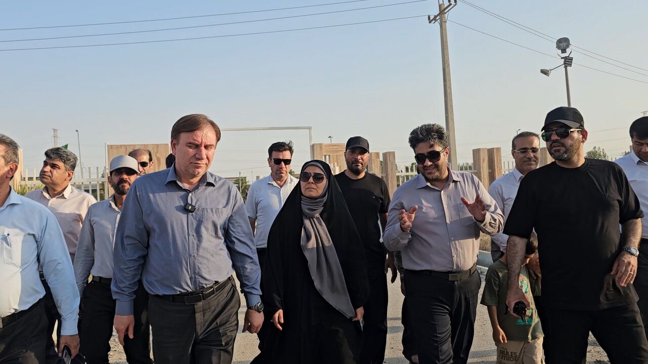 بازدید وزیر راه و شهرسازی از زیرساختهای بوشهر و آغاز عملیات بازسازی مناطق آسیبدیده