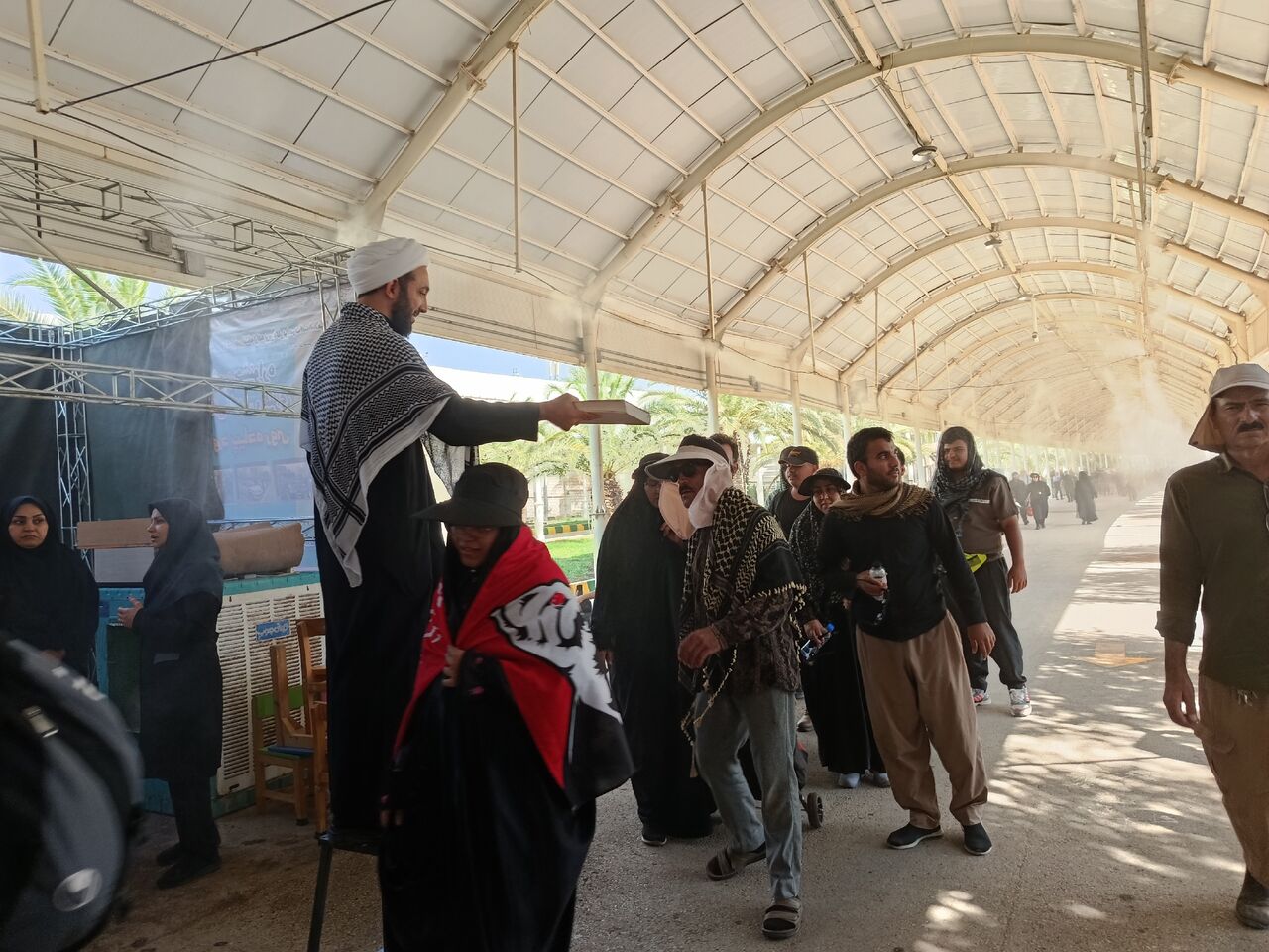 عبور روزانه زائران از مرز خسروی از مرز ۳۳ هزار نفر گذشت
