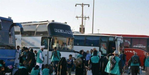 نخستین گروه از مهمانان افغانستانی وارد ایران شدند