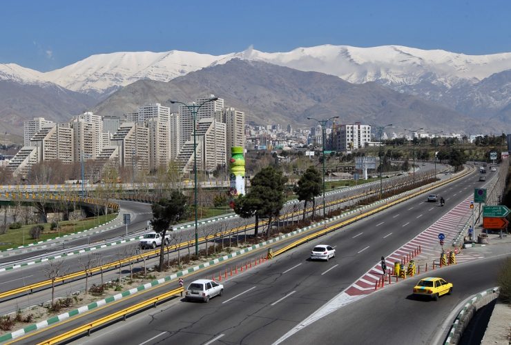 تهران وارد فاز بازگشایی نسبی پس از ۶ روز تعطیلی شد
