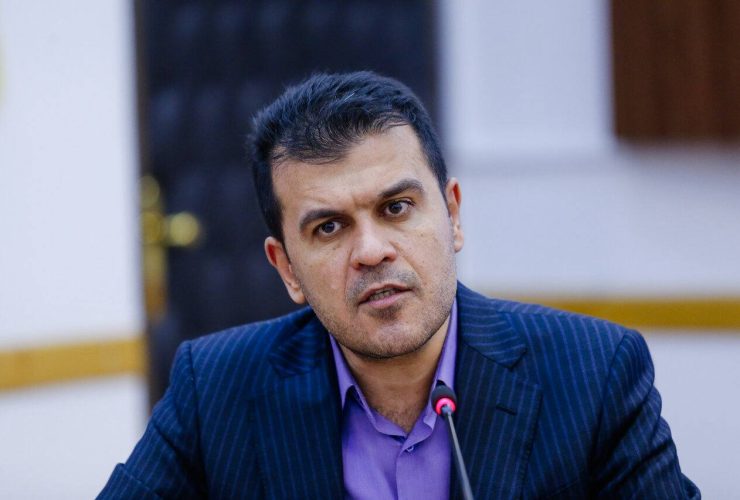 افشین: اجرای طرح مقابله با نفوذ بیگانگان به شکل فعلی رکود علمی ایجاد میکند