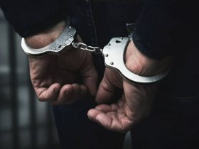 راننده عصبانی مرد ۶۴ ساله را هل داد؛ ضربه به سر مرگبار شد